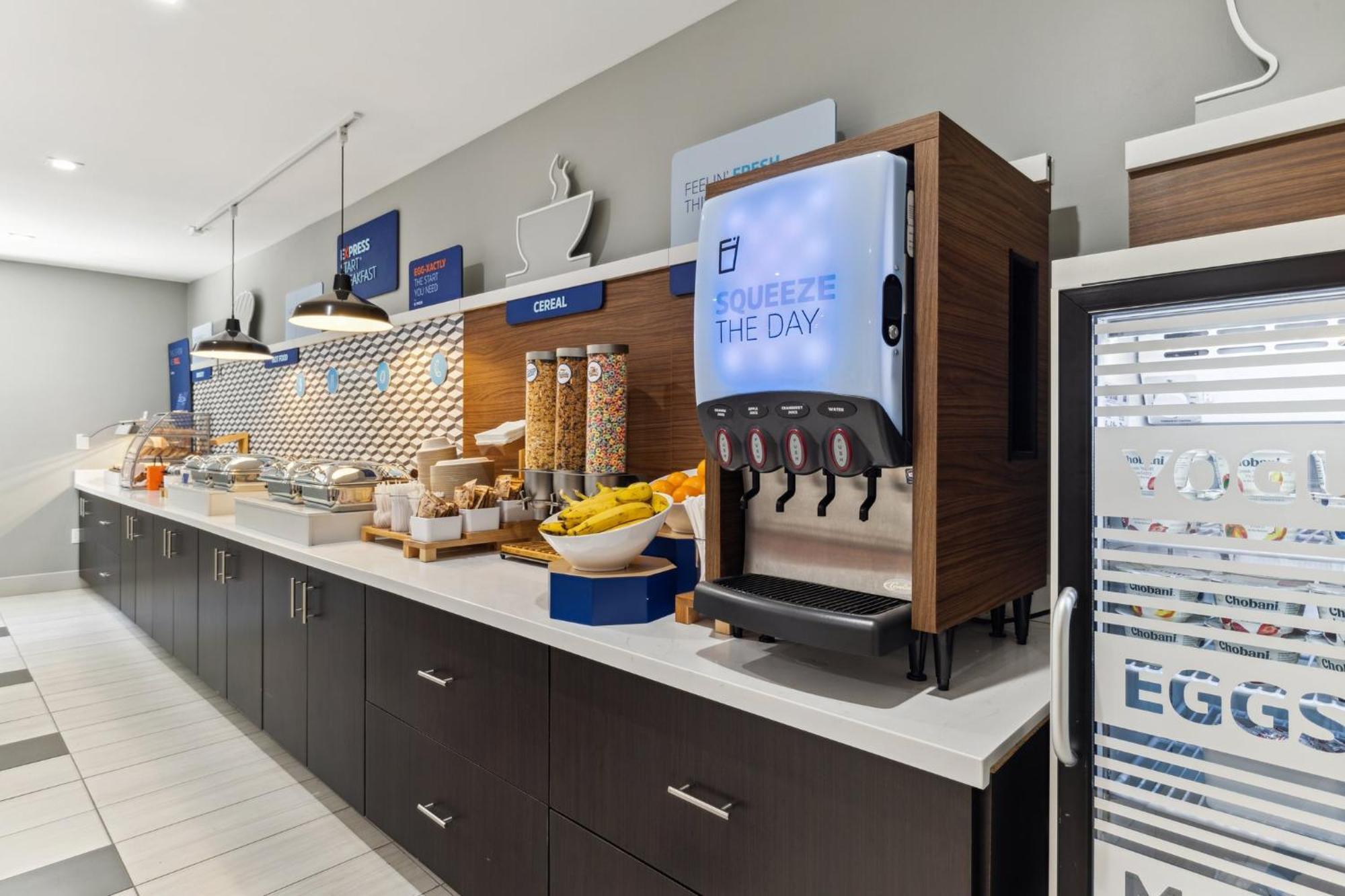 Holiday Inn Express & Suites Mountain View Silicon Valley By Ihg Exterior foto