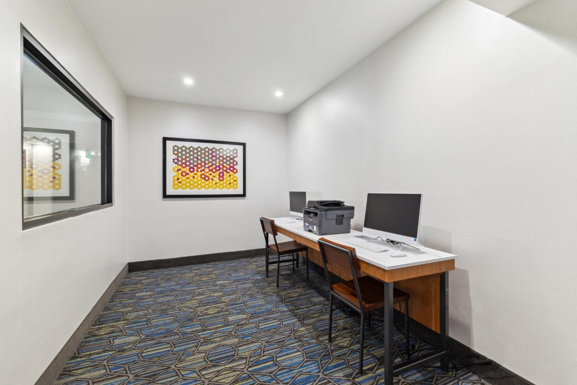Holiday Inn Express & Suites Mountain View Silicon Valley By Ihg Exterior foto
