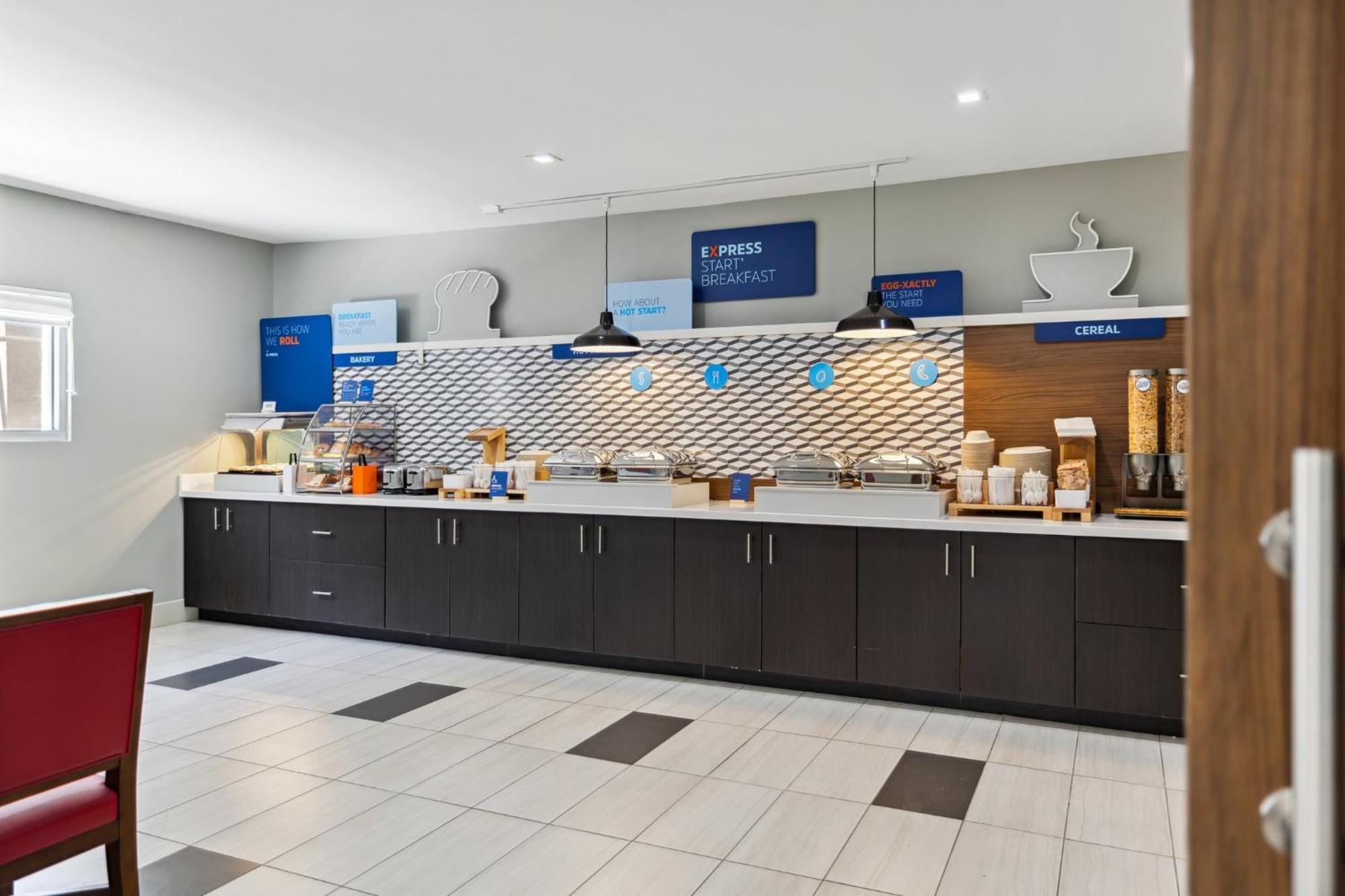 Holiday Inn Express & Suites Mountain View Silicon Valley By Ihg Exterior foto