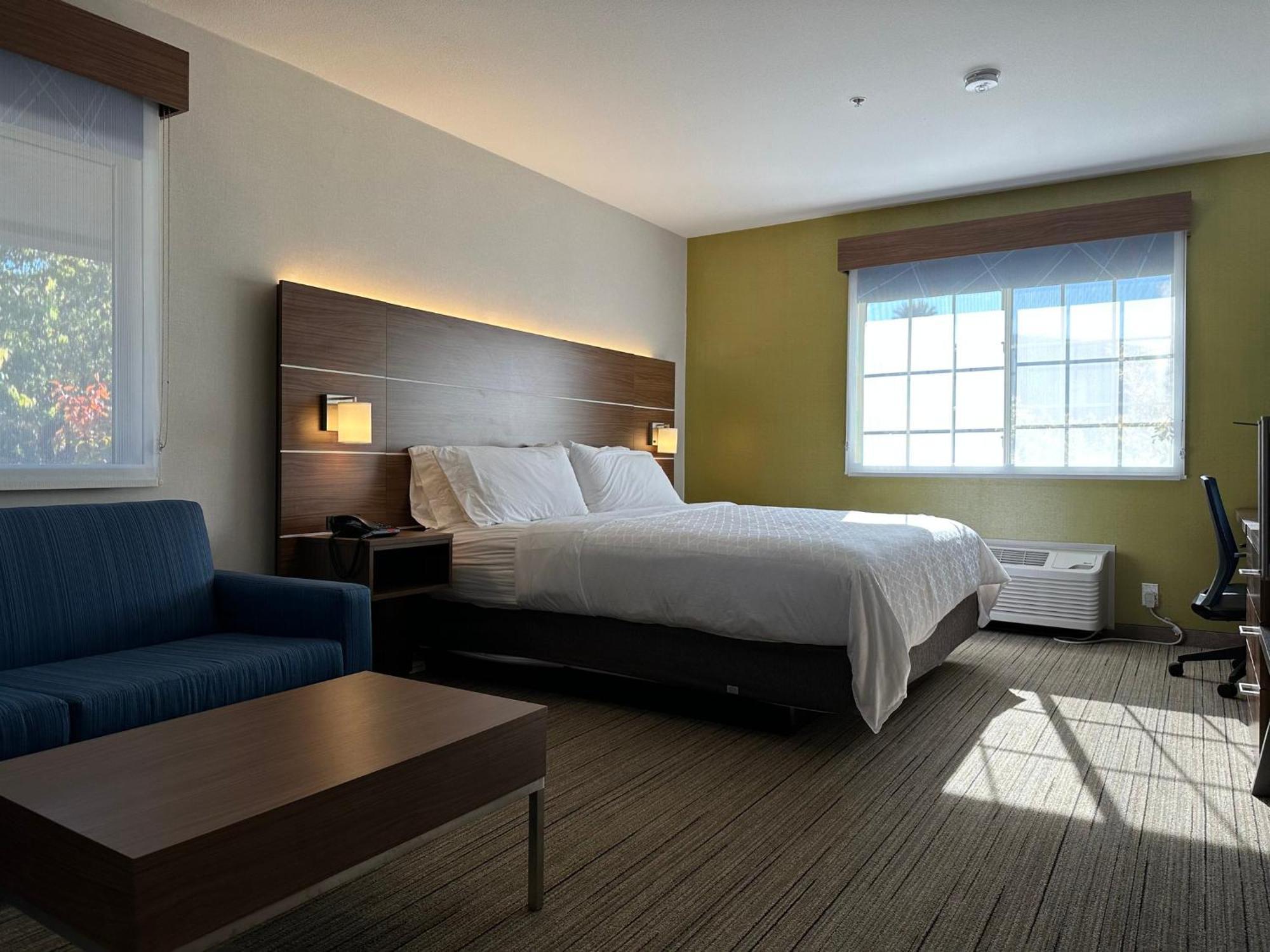 Holiday Inn Express & Suites Mountain View Silicon Valley By Ihg Exterior foto